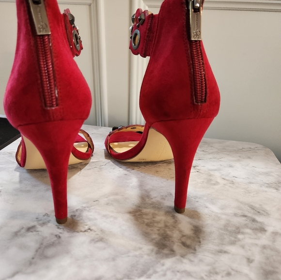 Jessica Simpson heels - Picture 2 of 2